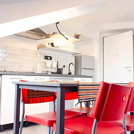 Apartment Balon View
